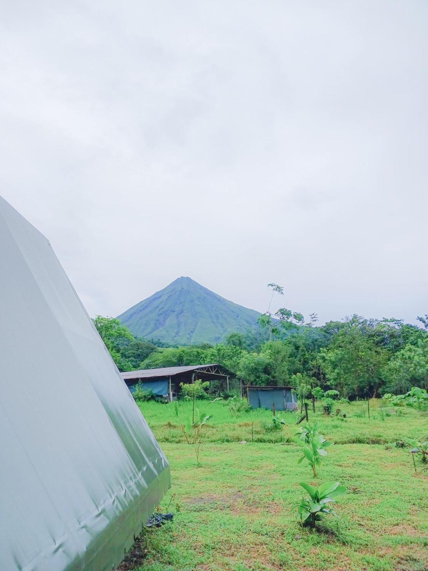 Flora Glamping De Abuela Villa La Fortuna Exterior photo